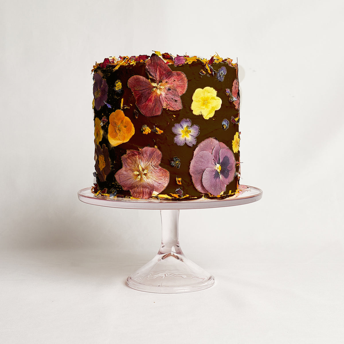 Tips for Using Edible Flowers on Cake - A Beautiful Mess