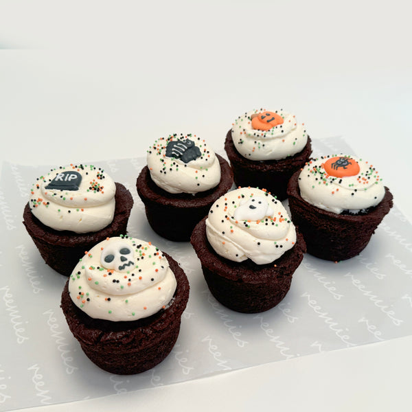 Chocolate Halloween Fudge Minis / Vanilla (box of 6)