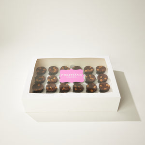 24x Flourless Peanut Butter Brownie Bites Tray